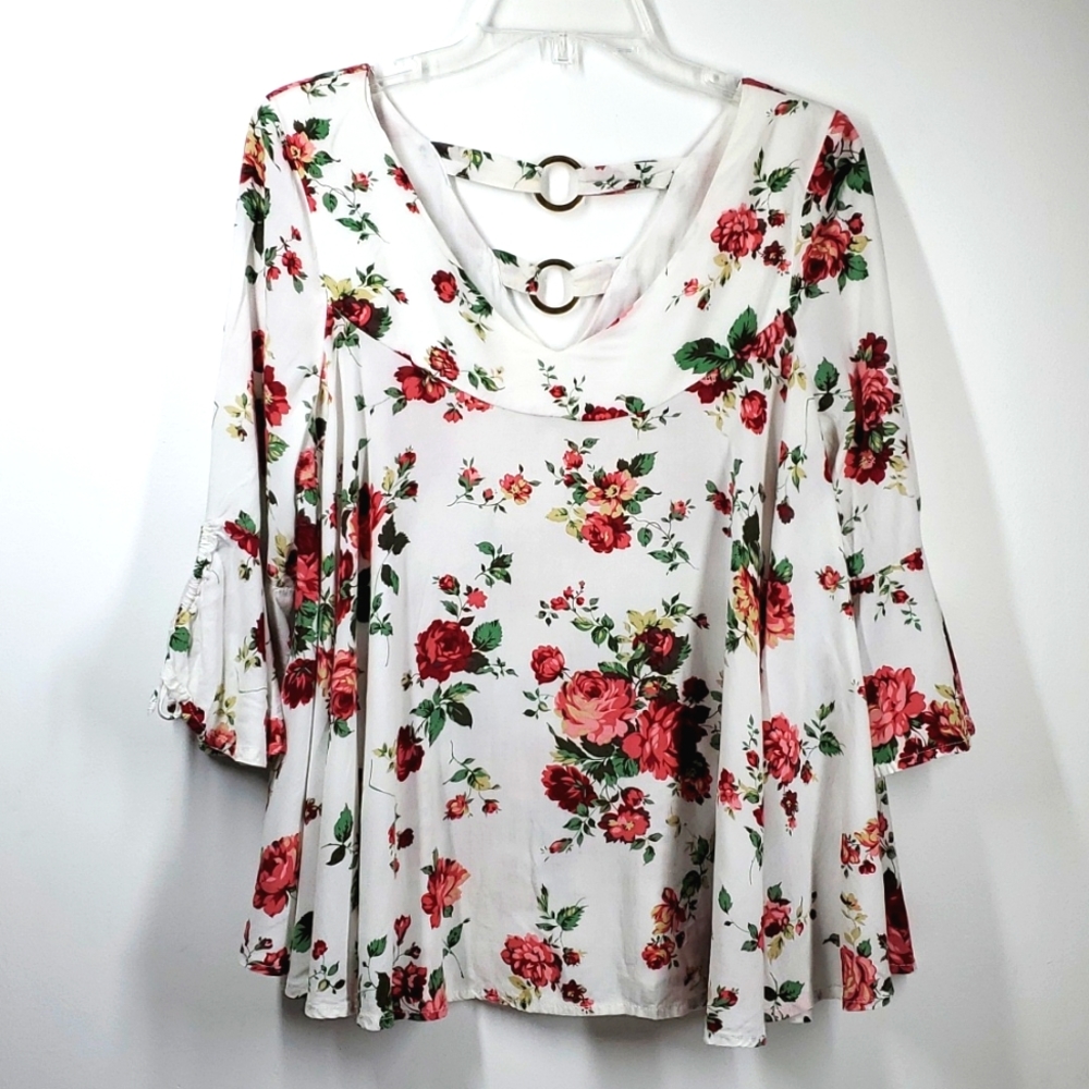 Lela Sky Floral Boho Top S NWOT